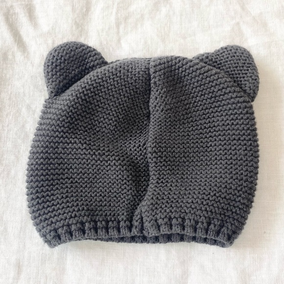 Knit Baby Gap Bear Beanie Hat - Picture 3 of 6